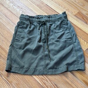 LOFT Petite Olive Cargo Mini Skirt with Elastic Waist